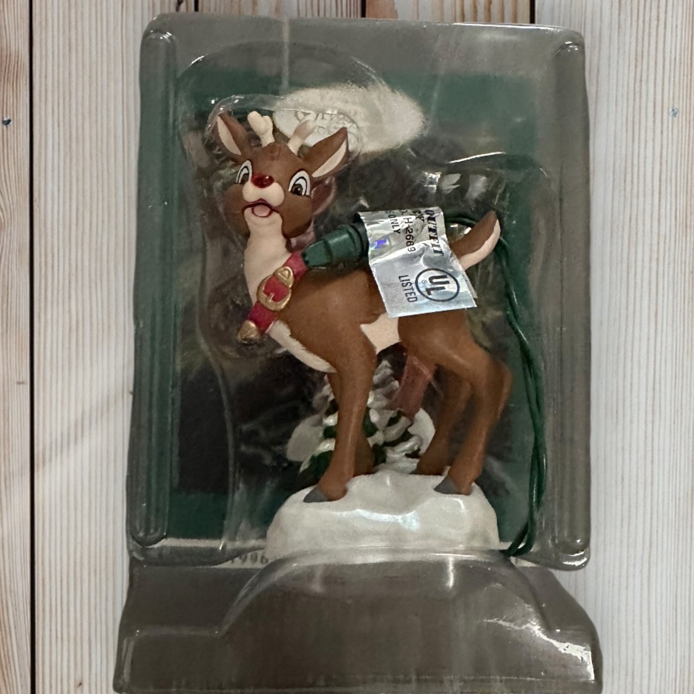 Rudolf The Red Nosed Reindeer 1996 Hallmark Keepsake Collector Club Ornament. - Picture 7 of 9